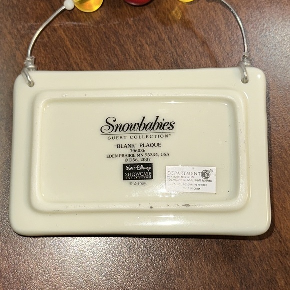 Disney Snowbabies Guest Collection Plaque Dept 56 3D Ornament - Picture 3 of 4